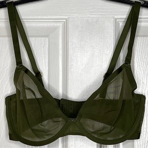 NWT Cuup Plunge Bra 32E (34D)